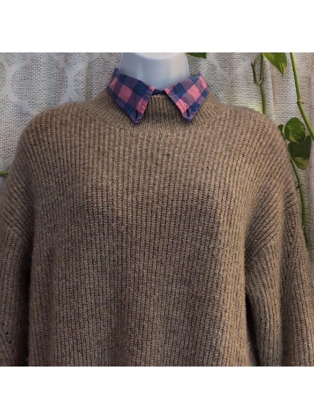 Teddy Bear Brown Sweater By Old Navy - Picture 3 of 6